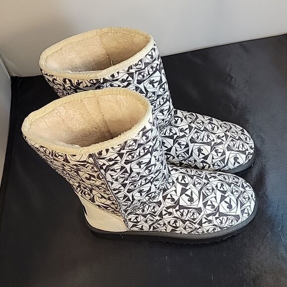 BRAND NEW PLAYBOY BUNNY UGG STYLE WOMEN"S BOOT - Picture 5 of 15
